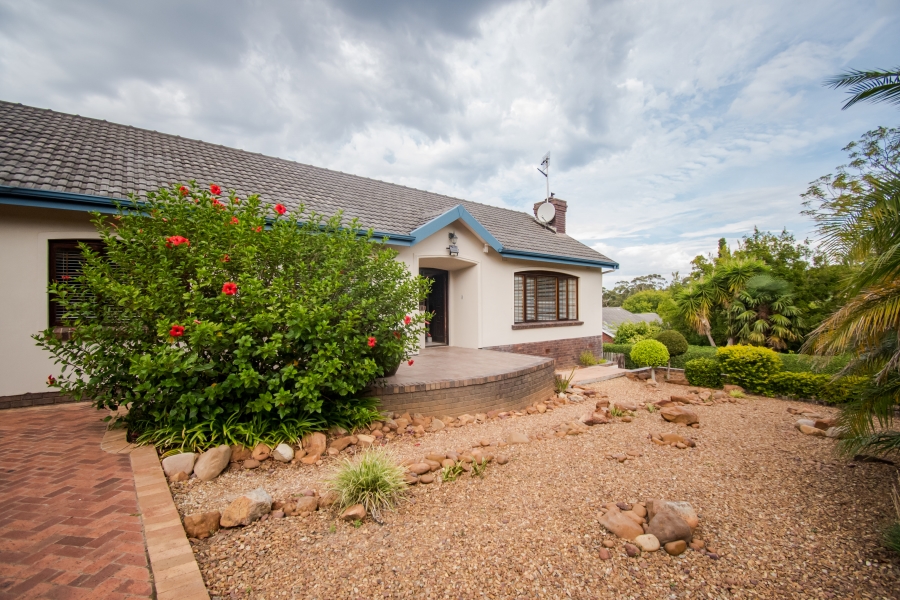 4 Bedroom Property for Sale in La Sandra Western Cape